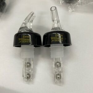 8 New Evan Williams Whiskey Honey Pourers